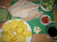 Aus Sojasauce, durchgepresstem Knoblauch, Paprika...