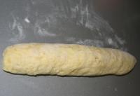 Zermixte Kartoffeln mit Mehl vermischen, salzen,...