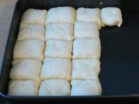 Backblech entweder mit dem Backpapier auslegen,...