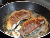 … die Tilapiafilets darin kurz (ein paar...