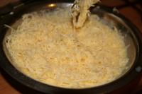 Inzwischen Milch, Eier, Mehl, Backtriebmittel,...