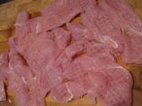 Die Schnitzel nun auf die gewünschte Dicke...