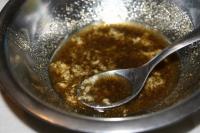 Öl, durchgepressten Knoblauch, Limettensaft,...