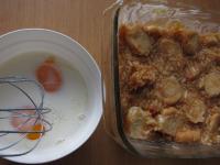 … ordentlich umrühren, alles in eine mit Butter...
