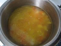 Karotten und Kartoffeln mit Wasser übergießen,...