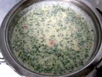 Die Suppe mischen und 10 Minuten stehen lassen,...