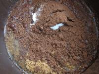 Zucker, Kakao, Rum und ausgekühlten Kaffee zu...