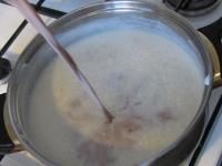 Milch und Pudding vermischen und unter den Reis...