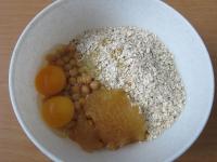 Getrocknete Kichererbsen weich kochen, abseihen...