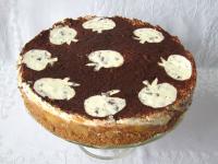 Die Torte ca. 4 Stunden lang vor dem Servieren auf...