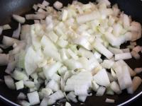 Zwiebel in Öl braten....