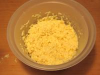 Reis in die Butter-Eier Mischung einmischen....