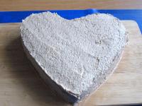 Das ganze Herz mit Restcreme bestreichen (auch...