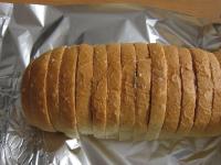 Gefülltes Brötchen in die Alufolie einwickeln...