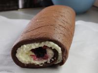 Die Roulade in Papier wickeln und mindestens 2...