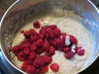 ...und Himbeeren einrühren....