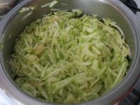 Kürbis mit Kartoffeln vermischen, salzen und...