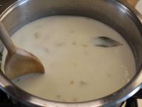 Mehlschwitze in den Stipp hineinmischen und kochen...