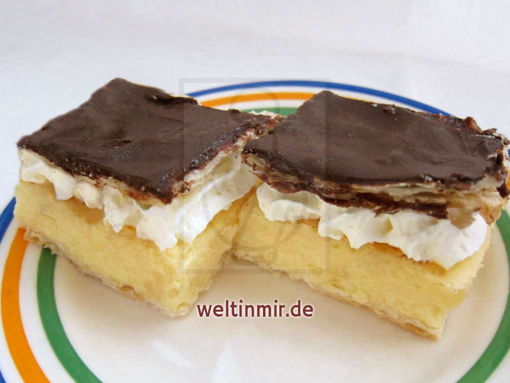 Hausgemachte französische Creme Schnitten Krémeš Hausgemachte französische Creme Schnitten Krémeš