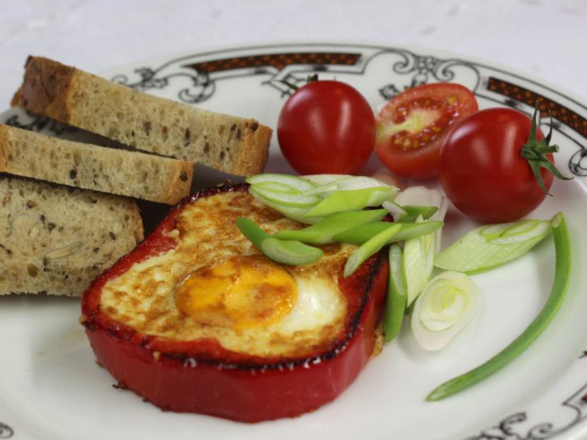 Paprika mit Ei • Rezept weltinmir.de