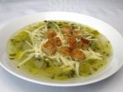 Porree-Suppe mit Käse